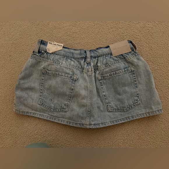 Free People Jean Skort - BRAND NEW WITH TAGS - Picture 2 of 2